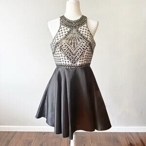 Nox Anabel Glam Beaded Mini Fit n Flare Halter Formal Dress Women’s Size Large